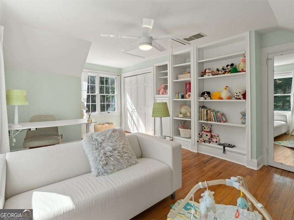 582 LAKESHORE Drive Atlanta - 39