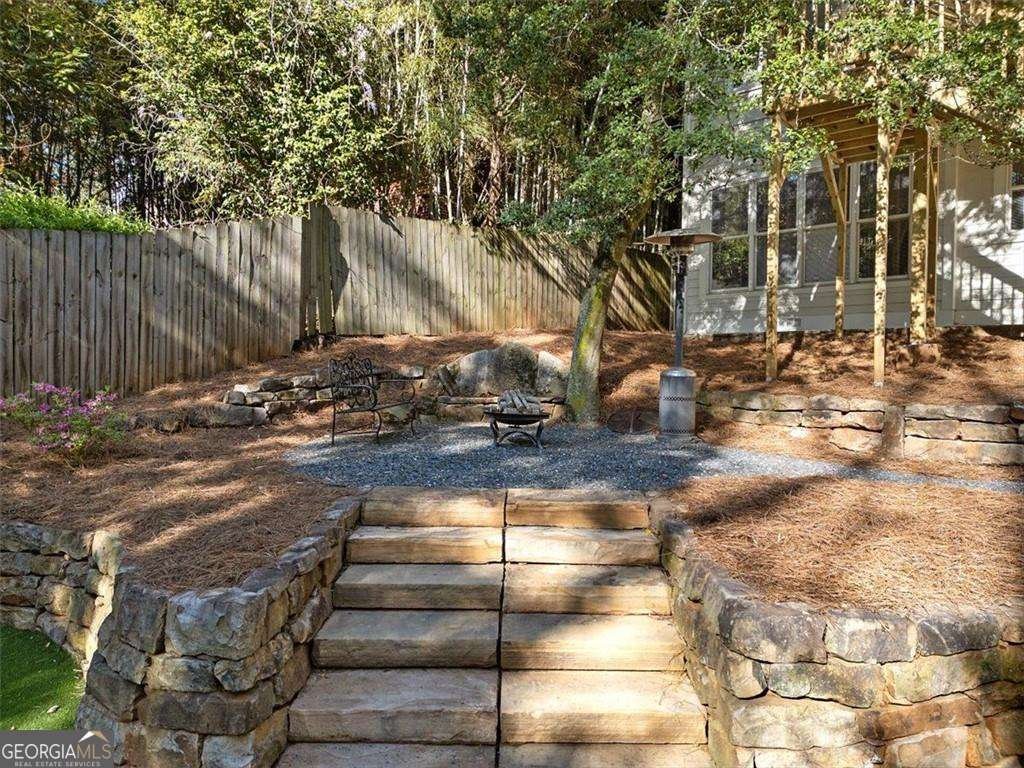 582 LAKESHORE Drive Atlanta - 47