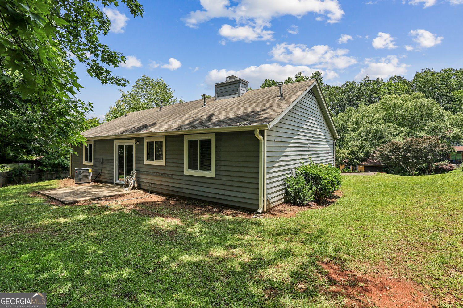 1050 Chapman Circle Circle Stone Mountain - 3