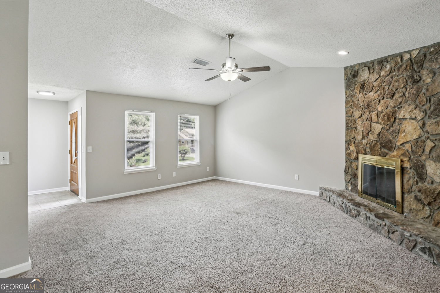 1050 Chapman Circle Circle Stone Mountain - 4