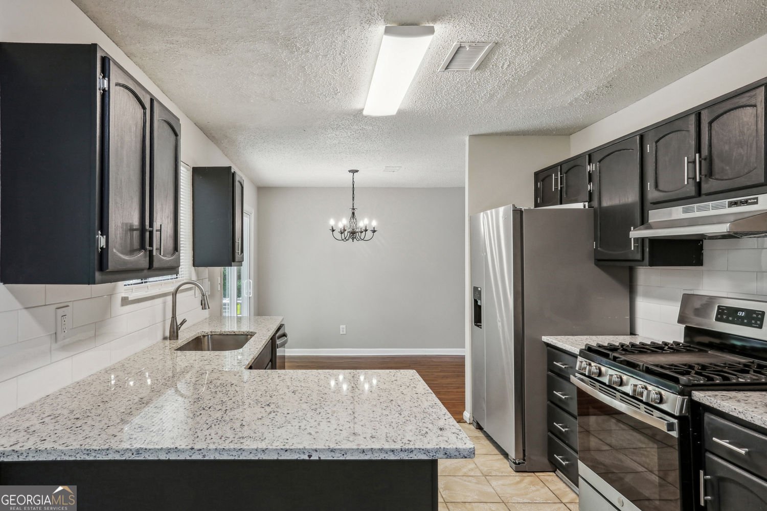 1050 Chapman Circle Circle Stone Mountain - 9