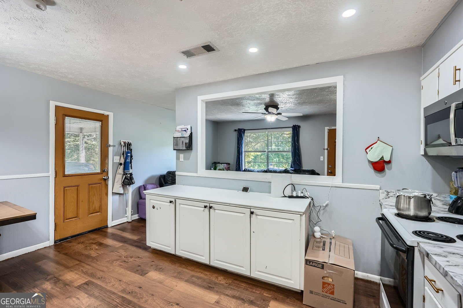 8767 N View Drive Lithia Springs - 13