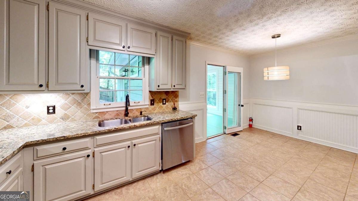 203 Cedar Creek Court Acworth - 19
