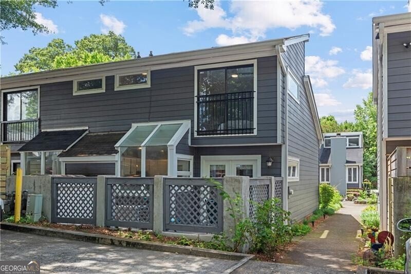 836 Saint Charles Avenue Atlanta - 23