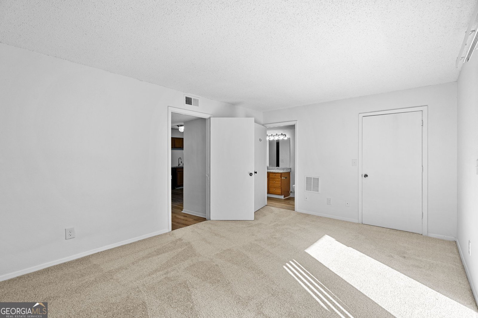 843 Seasons Parkway Norcross - 12
