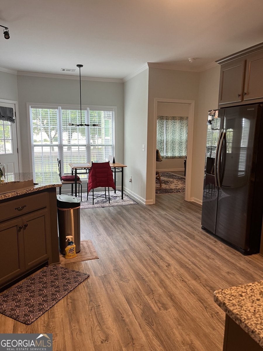 109 Lexington Park Drive LaGrange - 14
