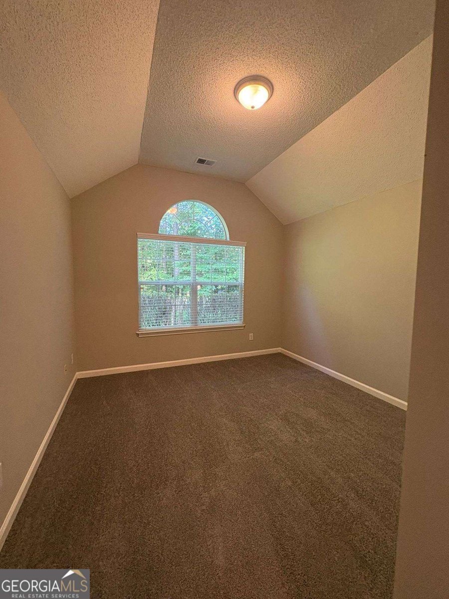 12 Barrington Court Sharpsburg - 13