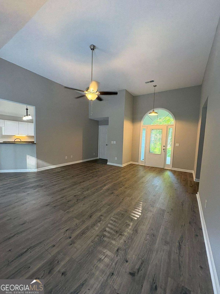 12 Barrington Court Sharpsburg - 2
