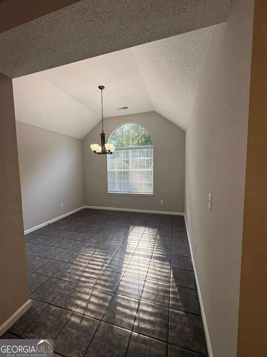 12 Barrington Court Sharpsburg - 7