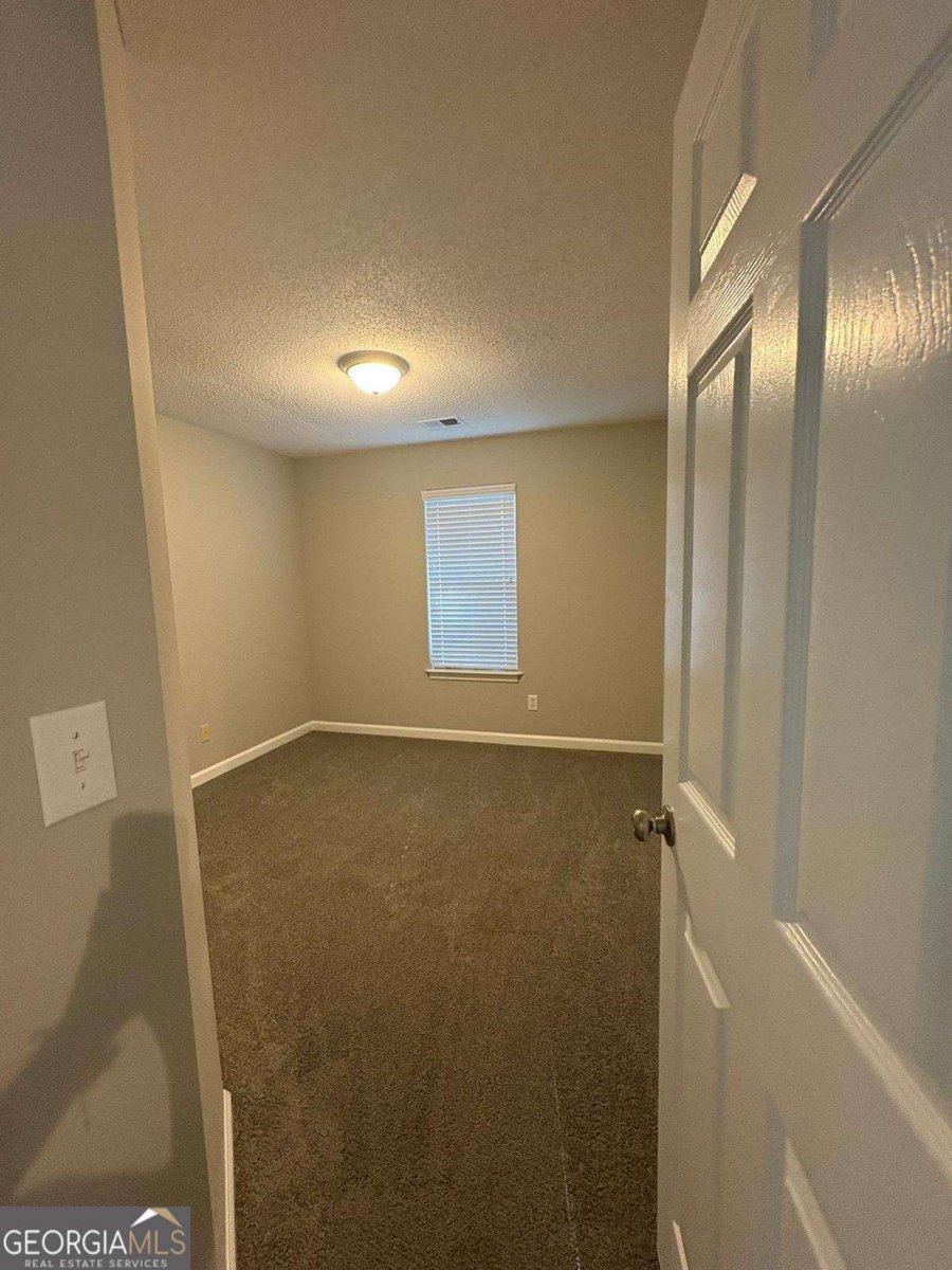12 Barrington Court Sharpsburg - 9