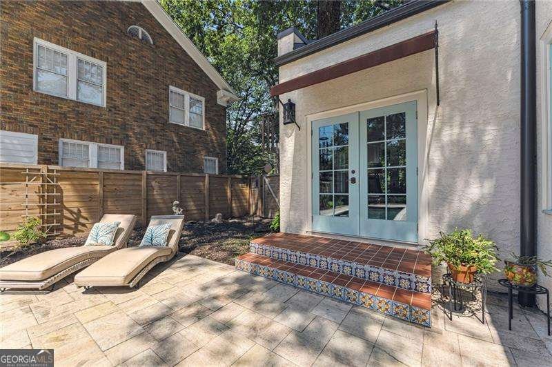 1423 Briarcliff Atlanta - 35