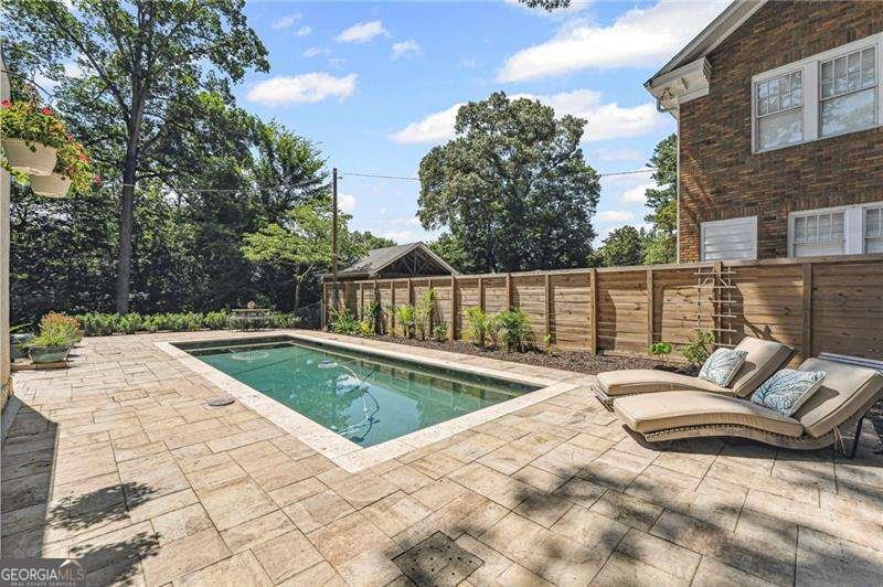 1423 Briarcliff Atlanta - 39