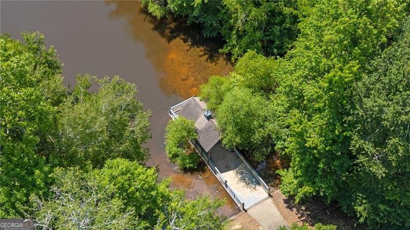 902 Edgewater Drive Loganville - 46