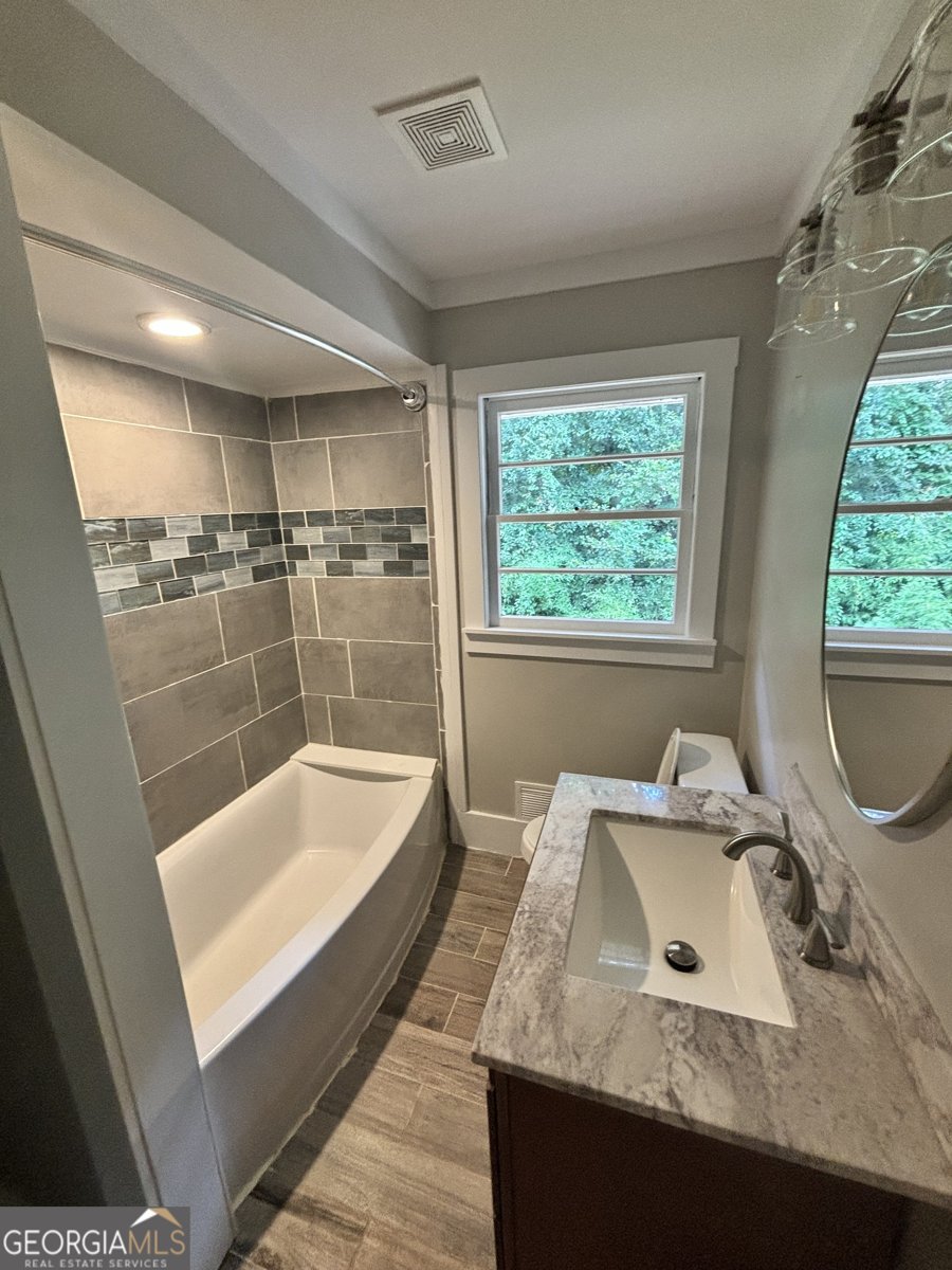 766 Crockett Drive Columbus - 12