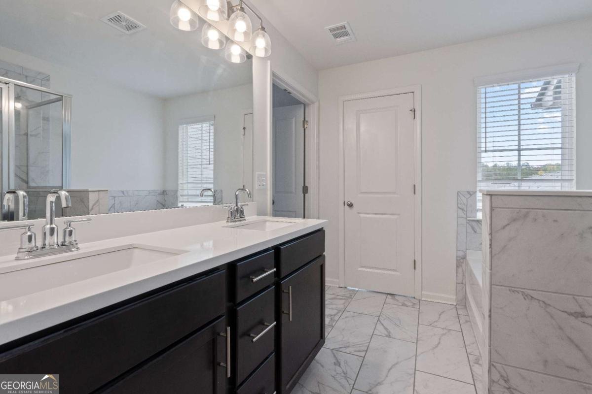 2231 BEDELL Drive Conyers - 14