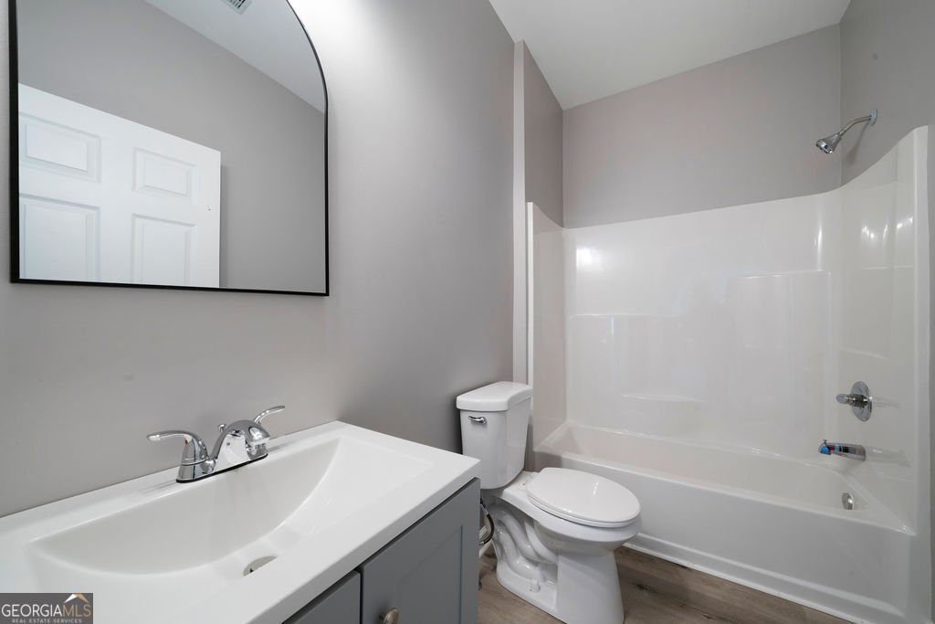 306 Strand Street Rome - 22
