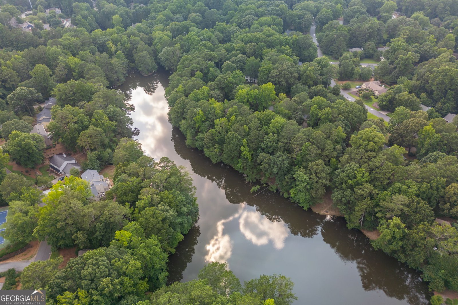 3375 Rivendell Court Roswell - 2