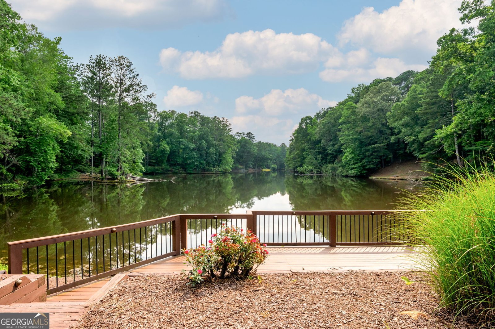 3375 Rivendell Court Roswell - 3