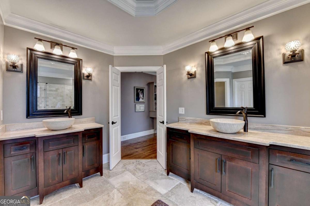 10020 Normandy Lane Suwanee - 55