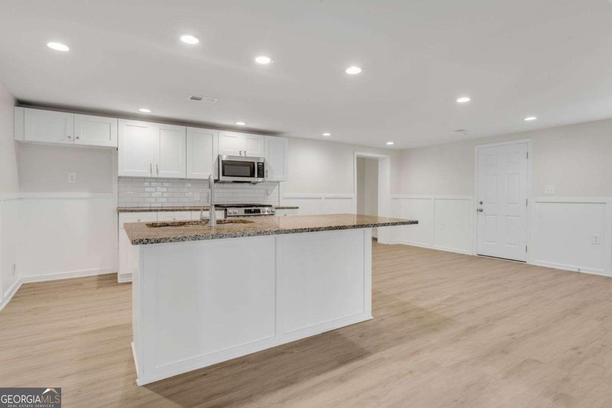 356 Lake Drive Atlanta - 12