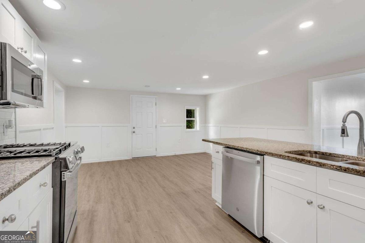 356 Lake Drive Atlanta - 14