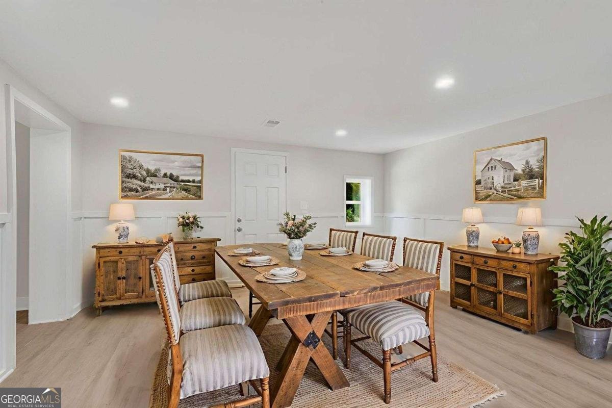 356 Lake Drive Atlanta - 4