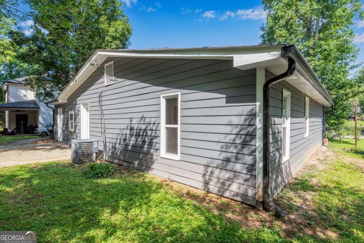 356 Lake Drive Atlanta - 43