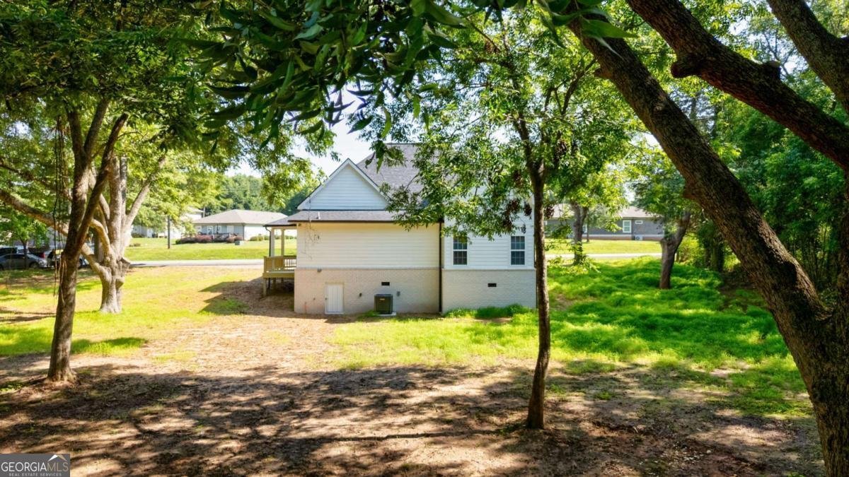 540 Sunset Avenue Comer - 38