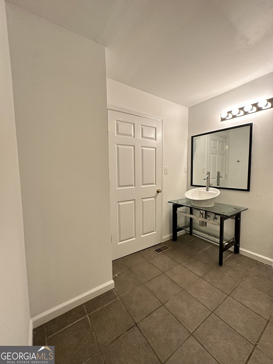 4688 Brice Drive Union City - 10