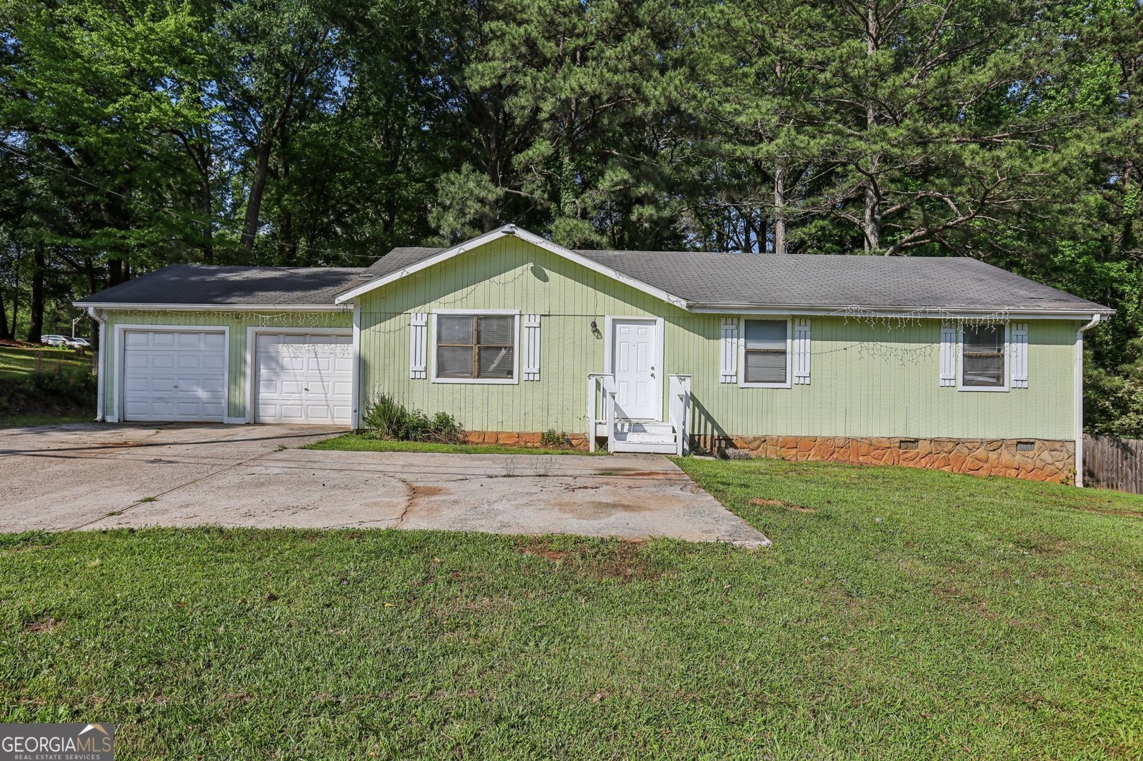 4954 Browns Mill Road Lithonia - 1