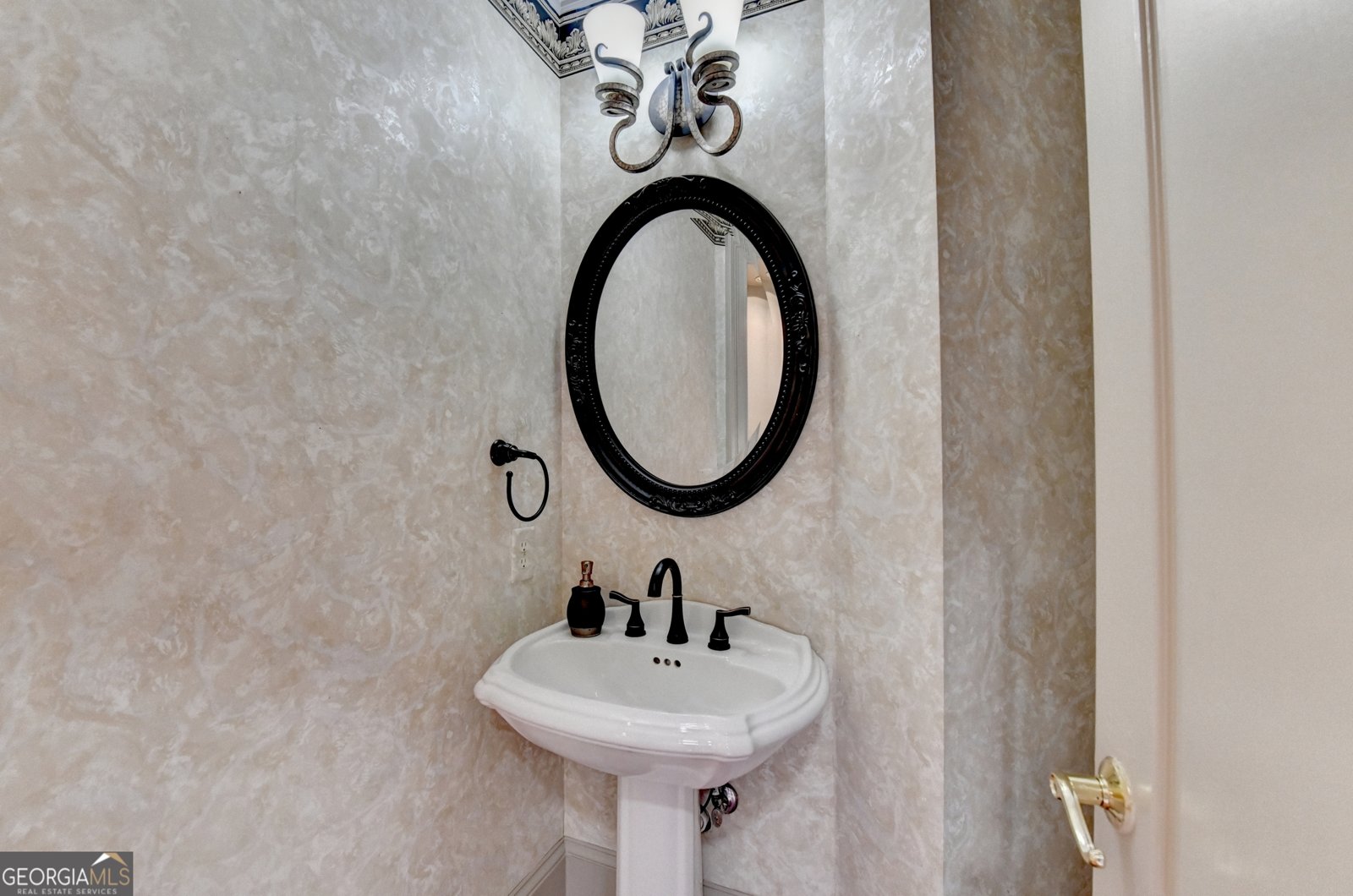8455 Abingdon Lane Duluth - 25