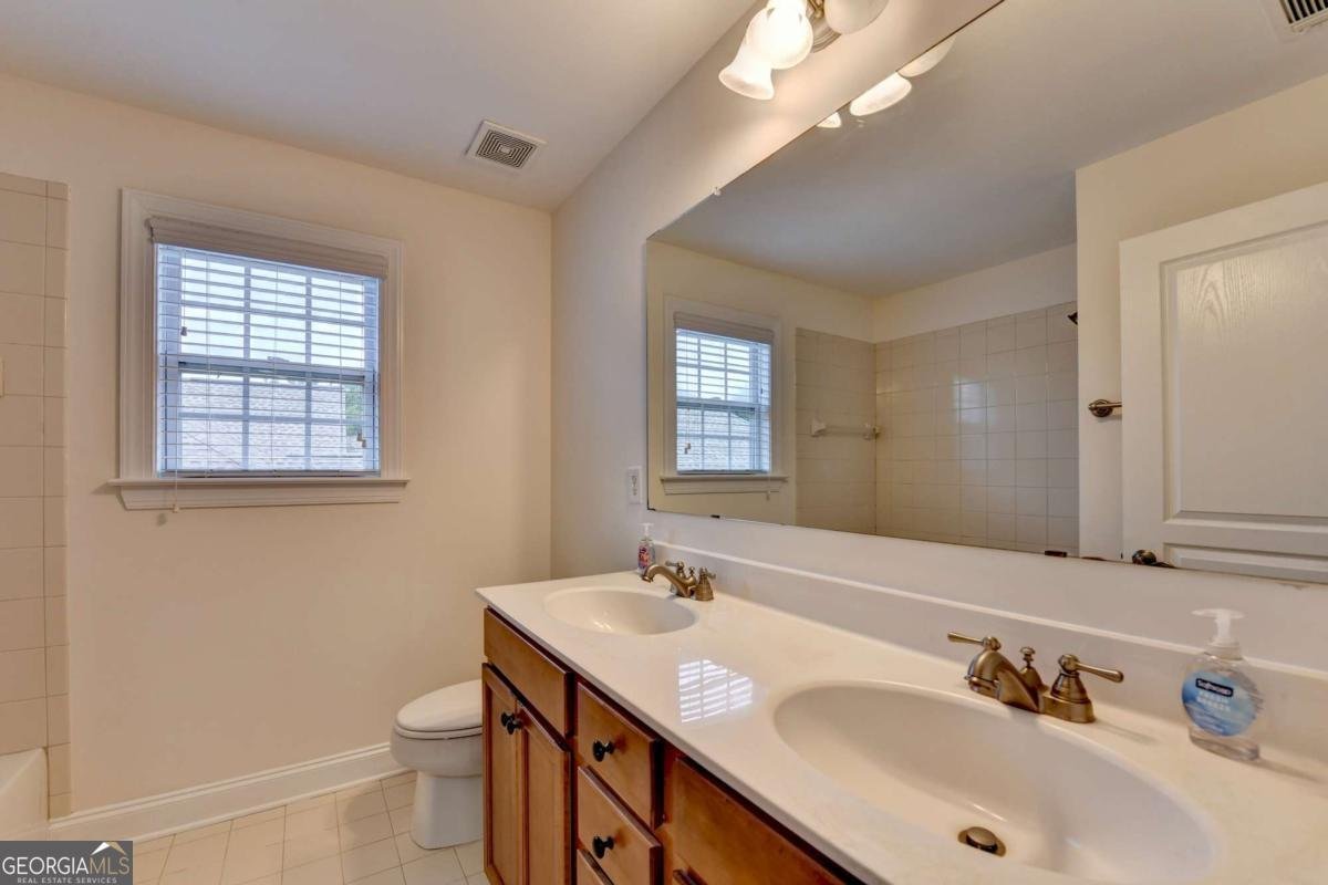5485 SANDSTONE Court Cumming - 35