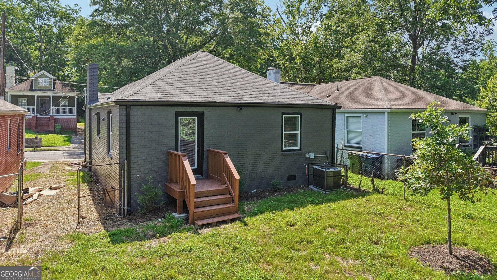 524 Paines Avenue Atlanta - 10