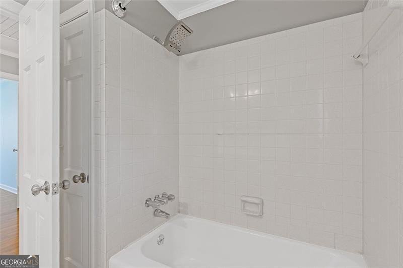 425 HOUZE ROSWELL - 1