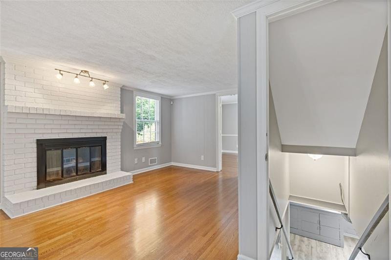 425 HOUZE ROSWELL - 7