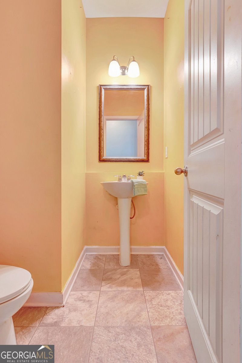 529 Dasheill Lane Atlanta - 23