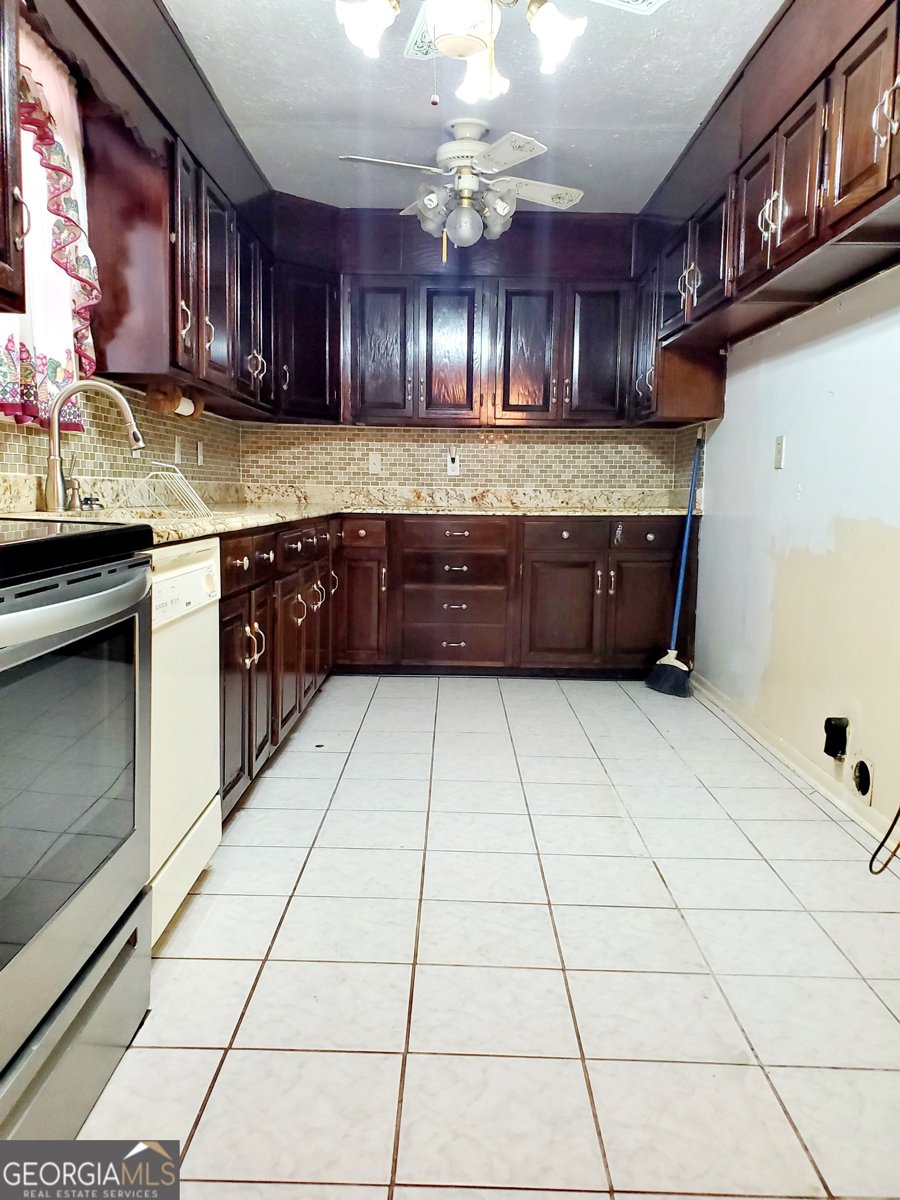 3769 Amber Road Atlanta - 9