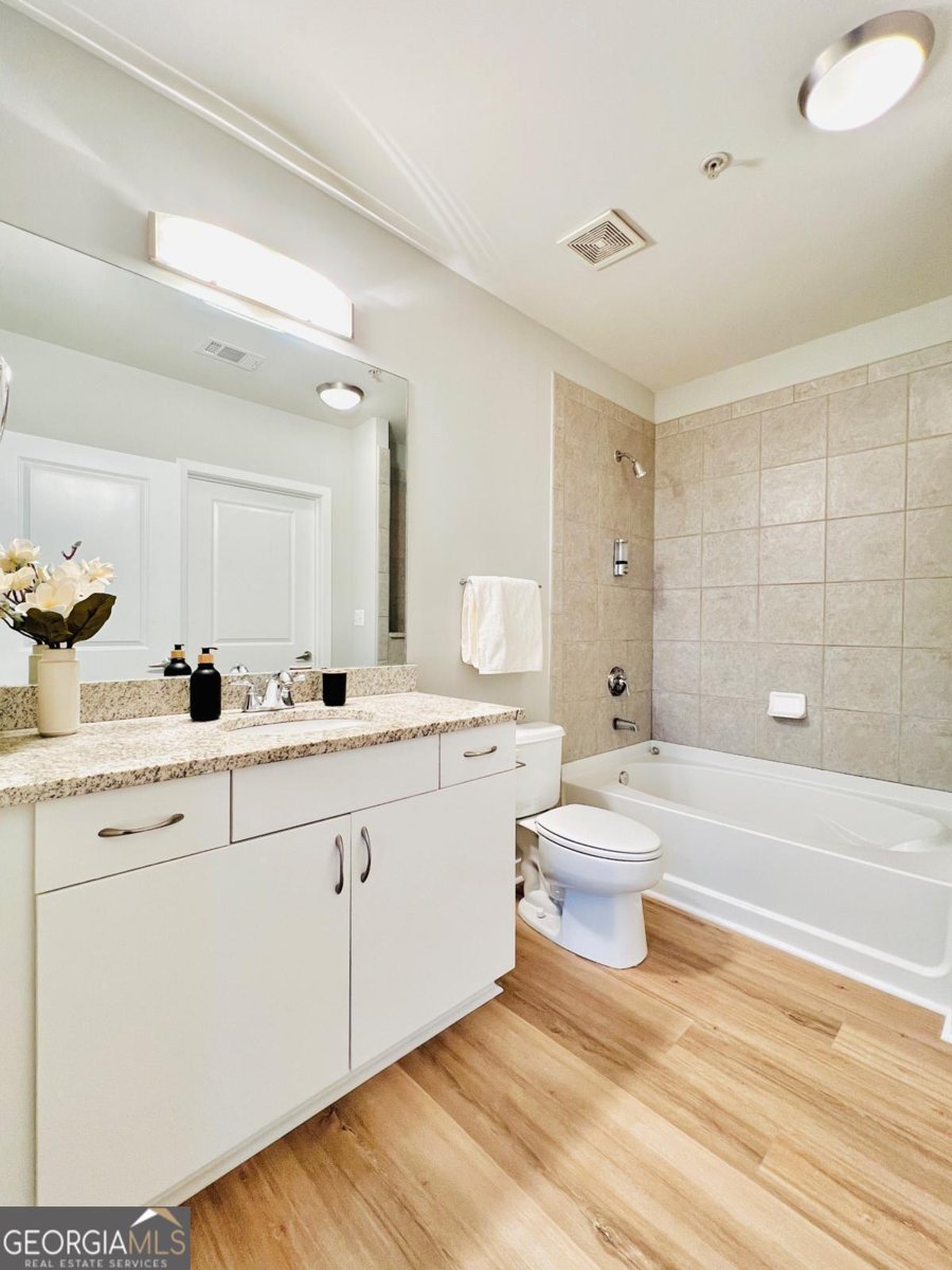 400 Peachtree Street Atlanta - 16