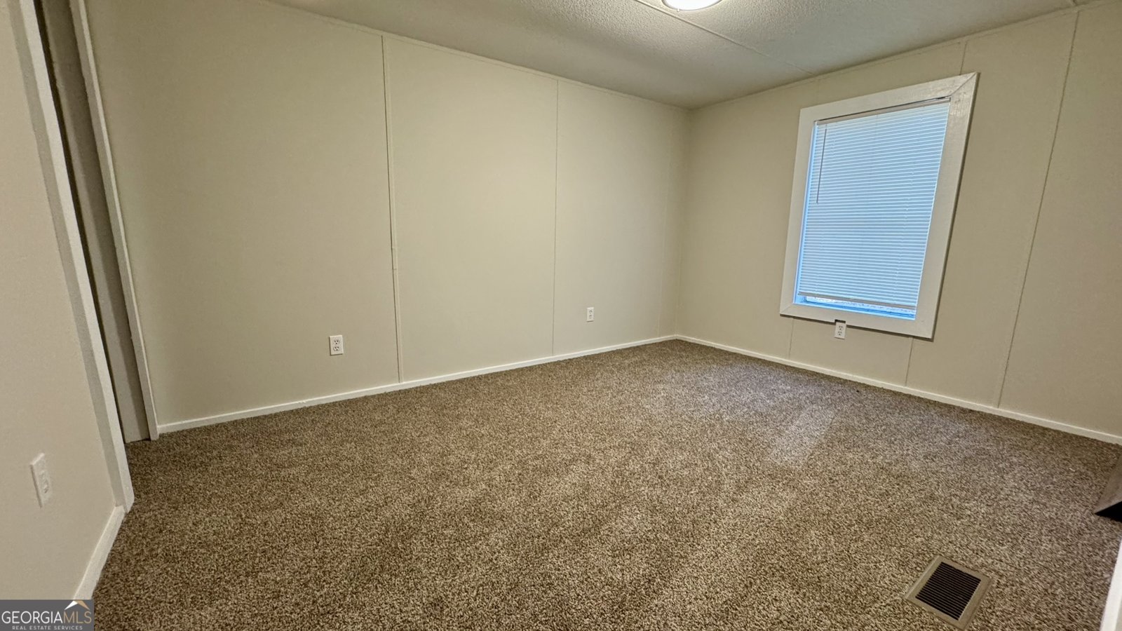 927 Louis Road Rentz - 11