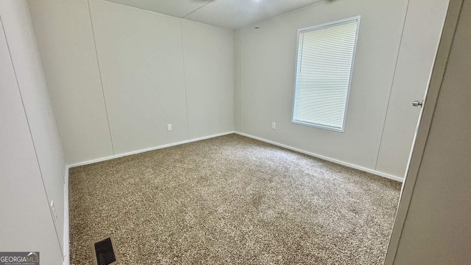 927 Louis Road Rentz - 14