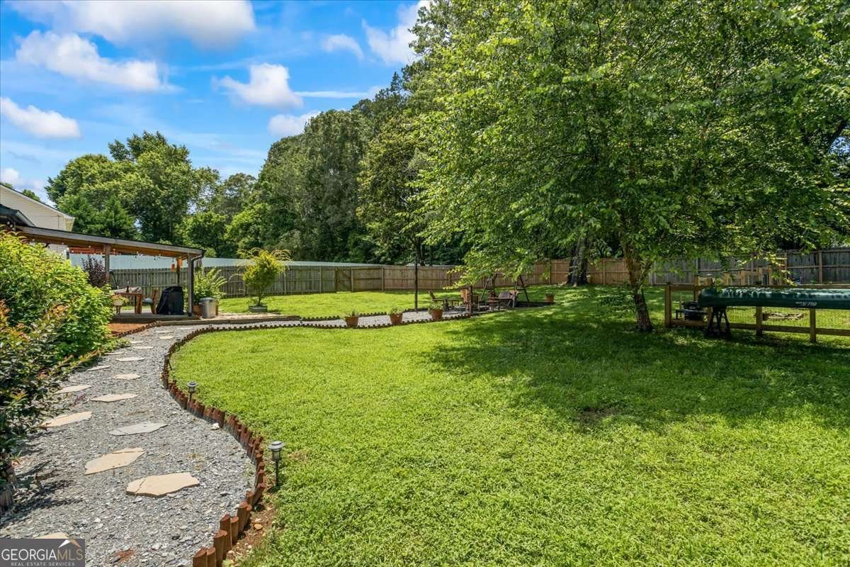 110 Village Court Woodstock - 22