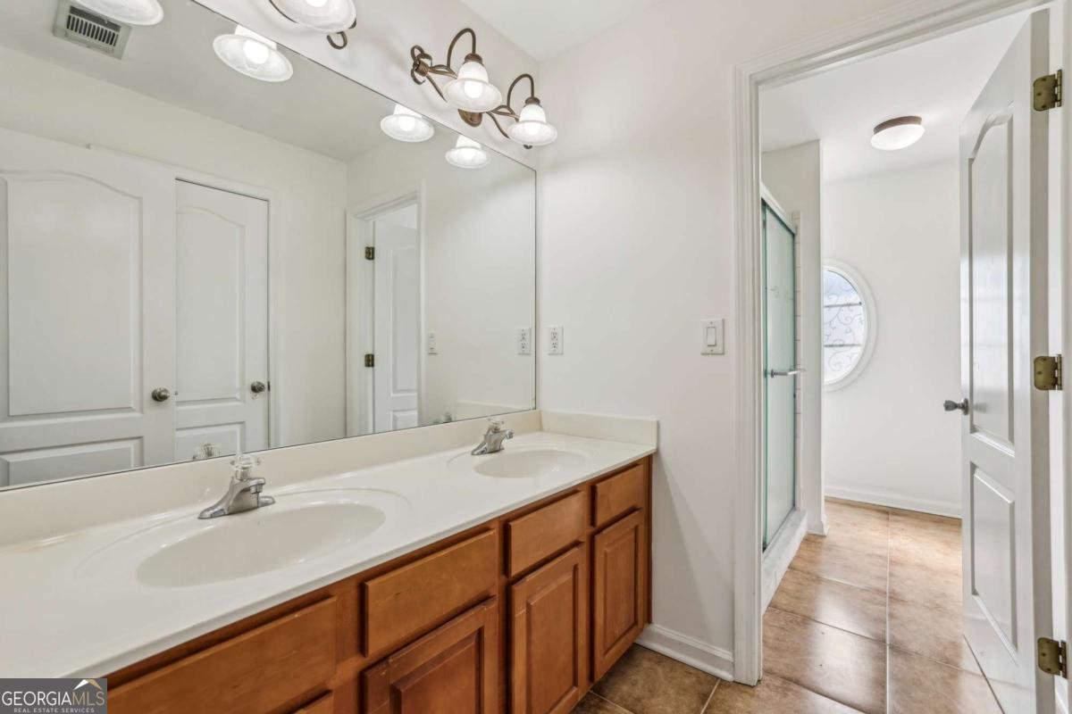 2761 Valley Spring Drive Lawrenceville - 20