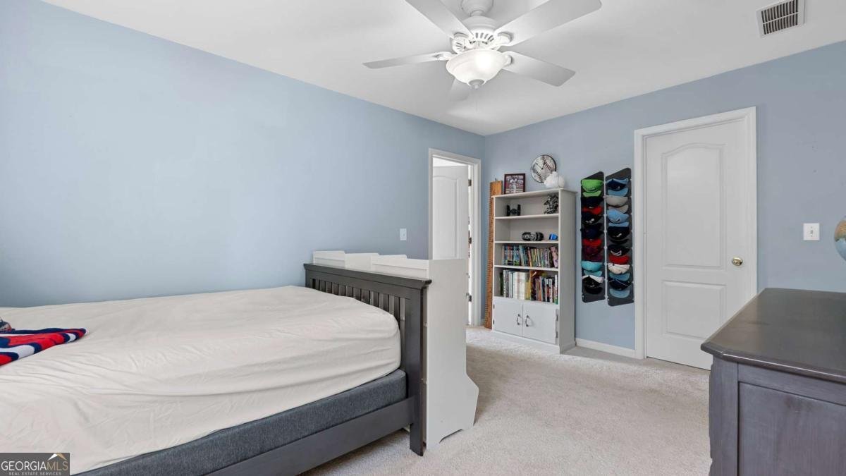 220 Brookeivey Lane Milton - 33