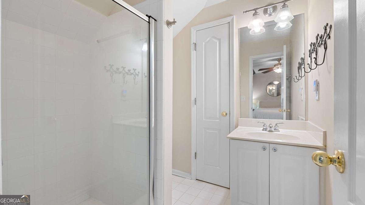 220 Brookeivey Lane Milton - 38