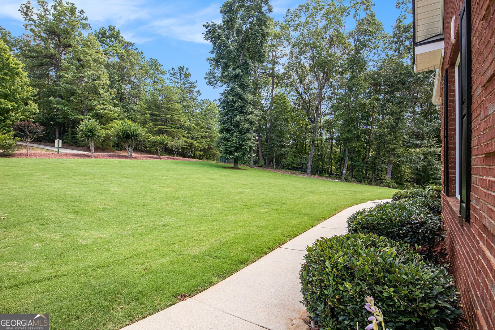 131 Winesap Way Clarkesville - 39