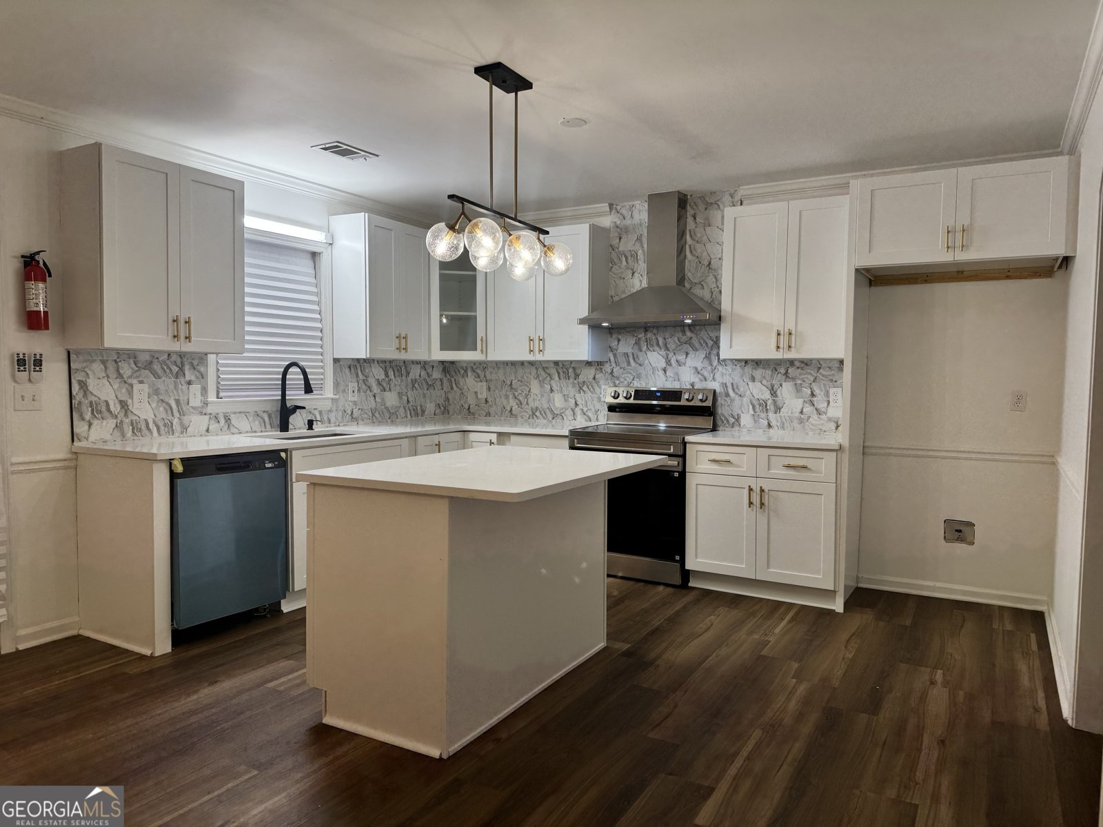 5913 Walters Loop Columbus - 9