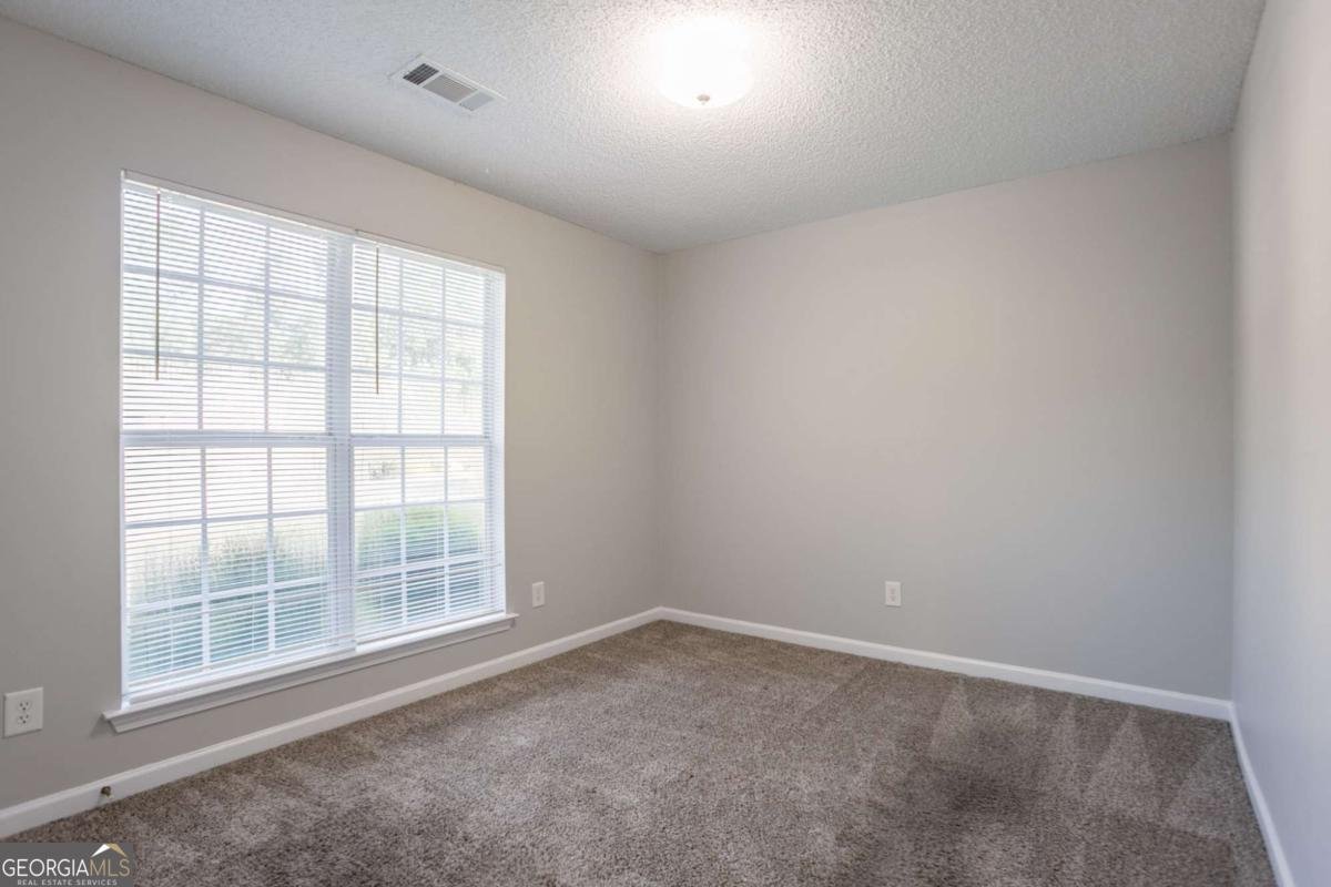 5033 Kens Court Stockbridge - 28