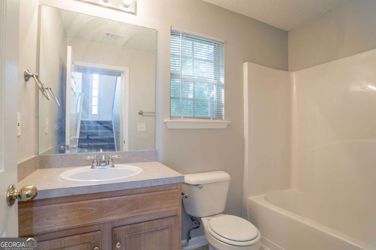 5033 Kens Court Stockbridge - 30