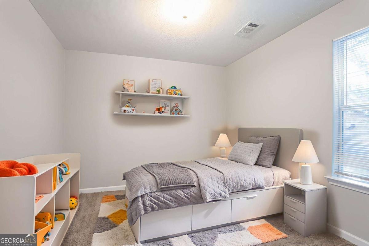 5033 Kens Court Stockbridge - 7