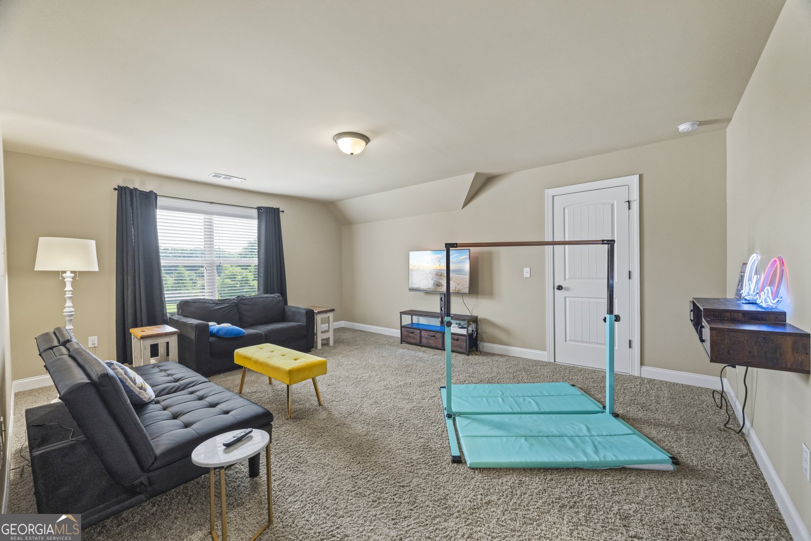 2453 Club Estates Drive Statham - 64